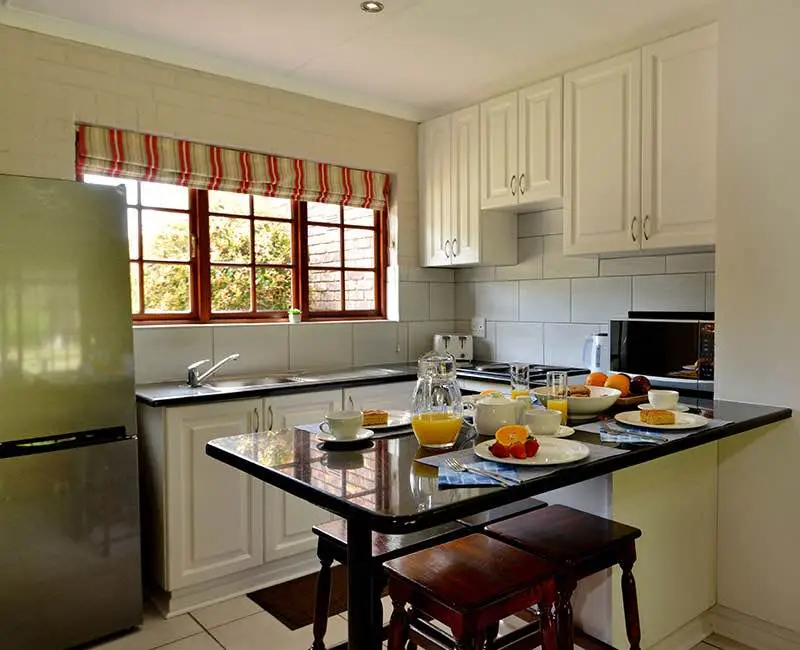 kitchen in room 28